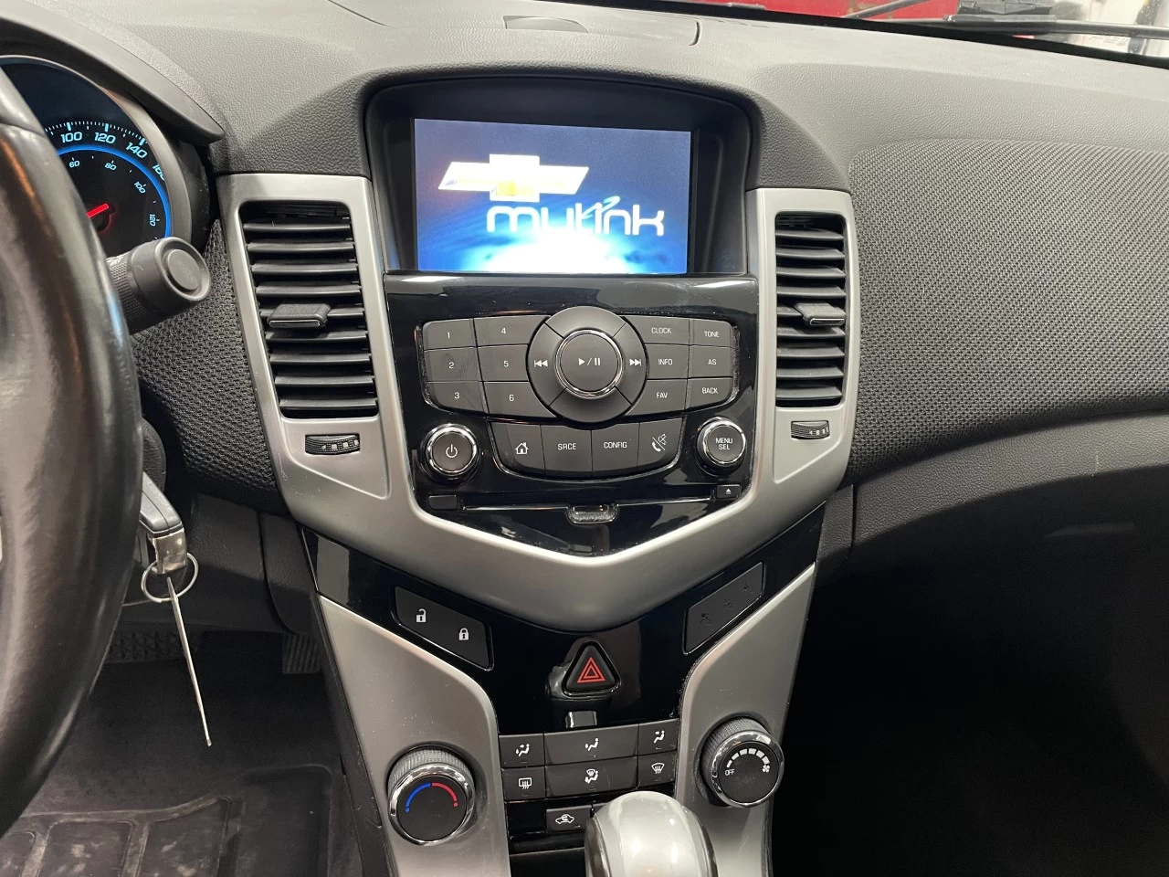 2014 Chevrolet Cruze 1LT Main Image