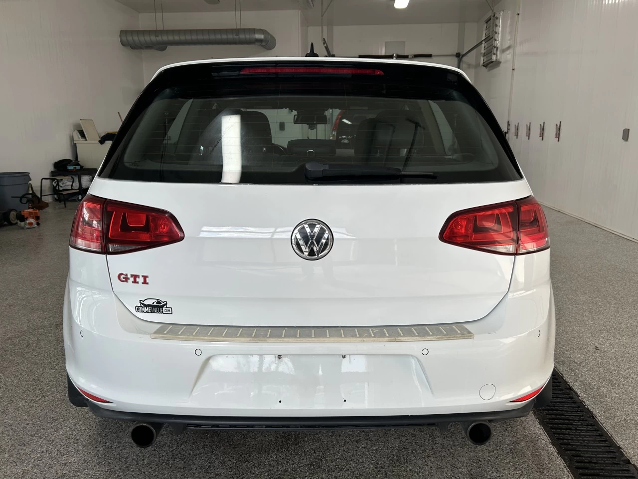 2016 Volkswagen Golf GTI Performance Main Image