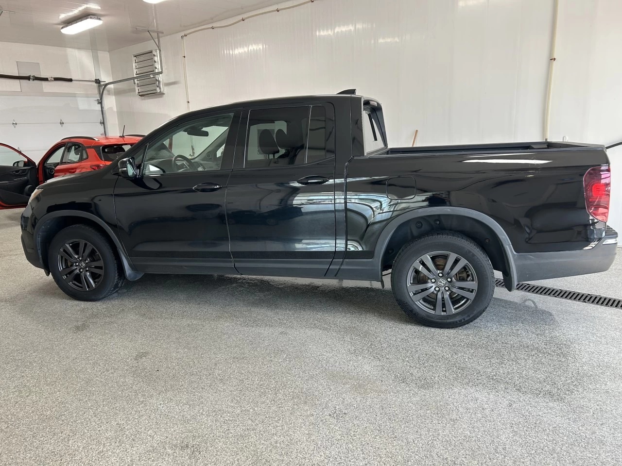 2019 Honda Ridgeline Sport Main Image