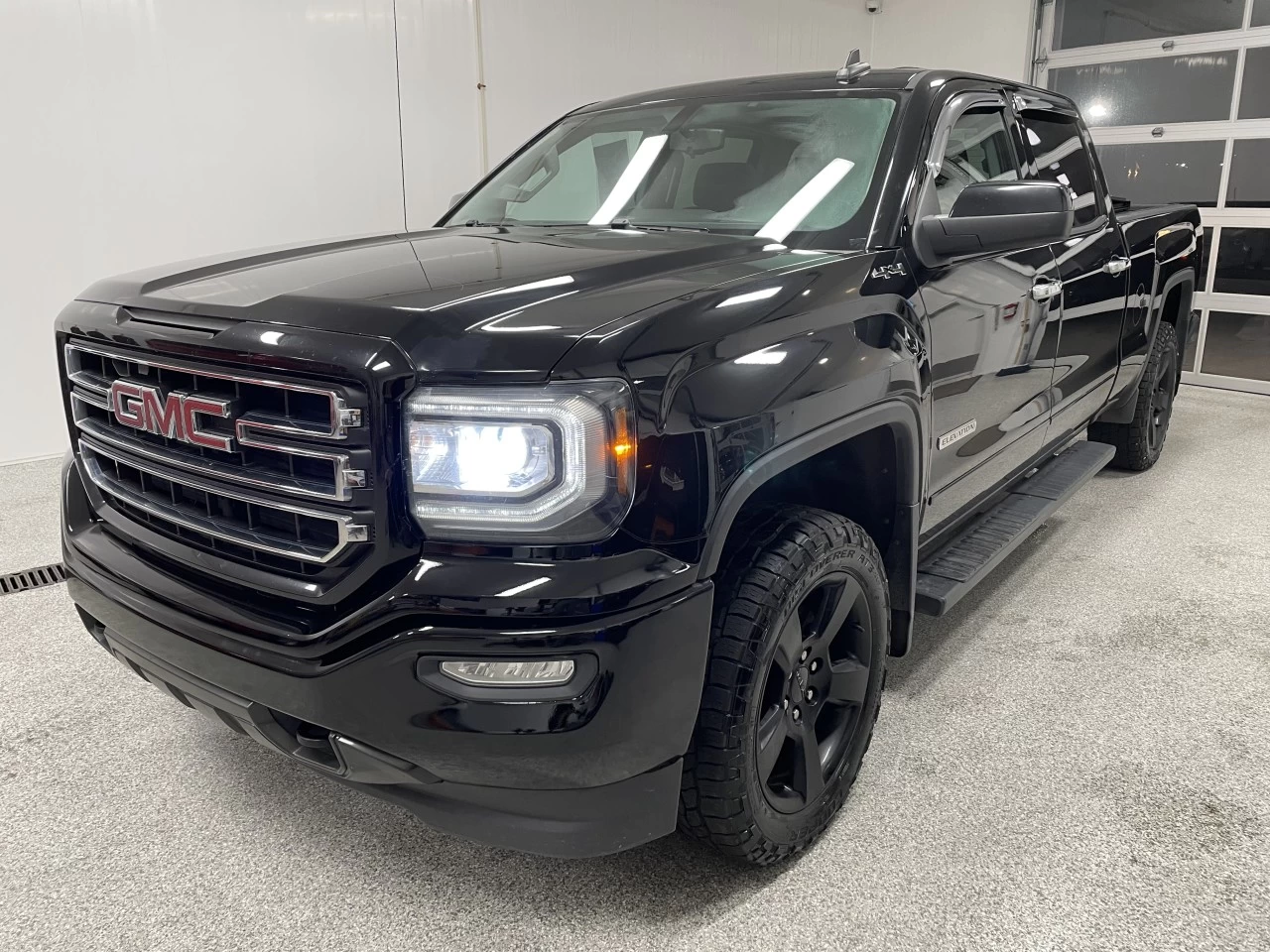 2017 GMC Sierra 1500 SLE Image principale