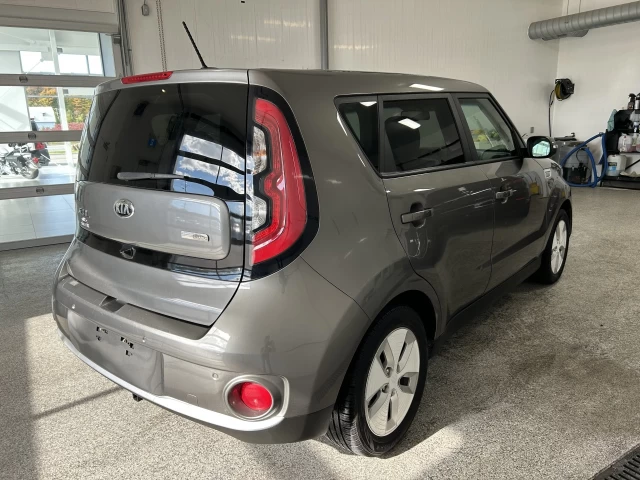 Kia Soul EV Luxury 2016