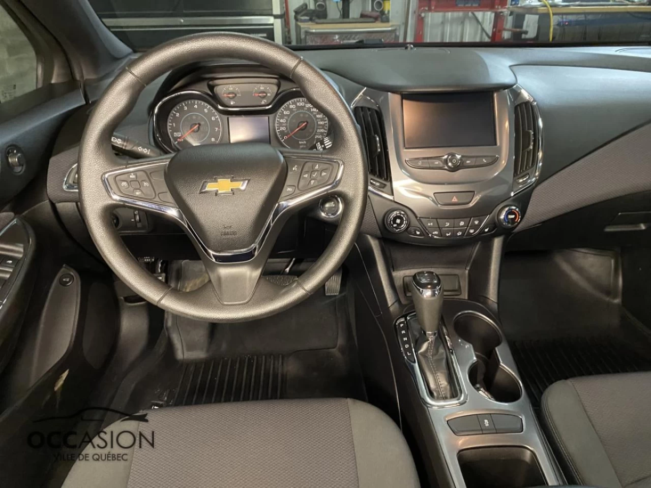 2018 Chevrolet Cruze Sedan LT (Automatic) Image principale