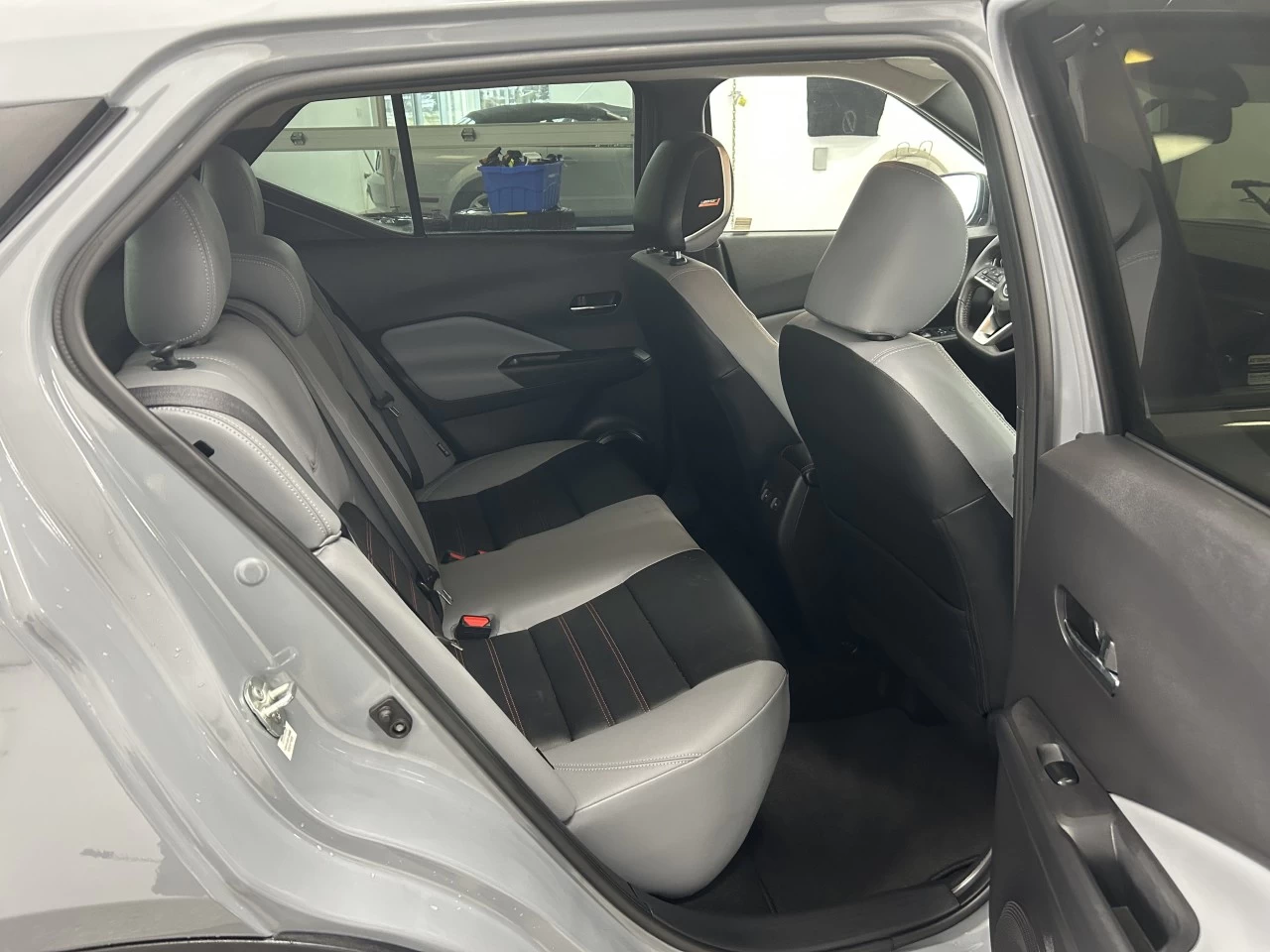 2023 Nissan Kicks SR Image principale