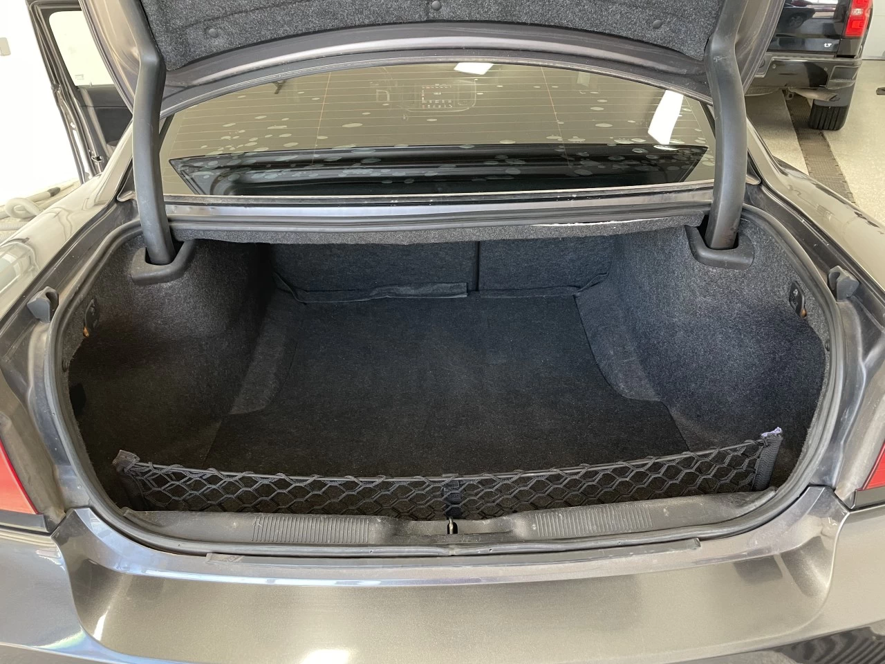2013 Dodge Charger SXT Main Image
