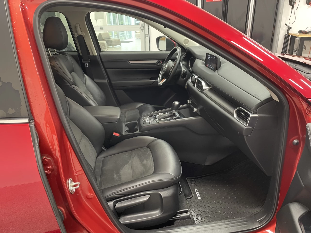 2019 Mazda CX-5 GS Main Image