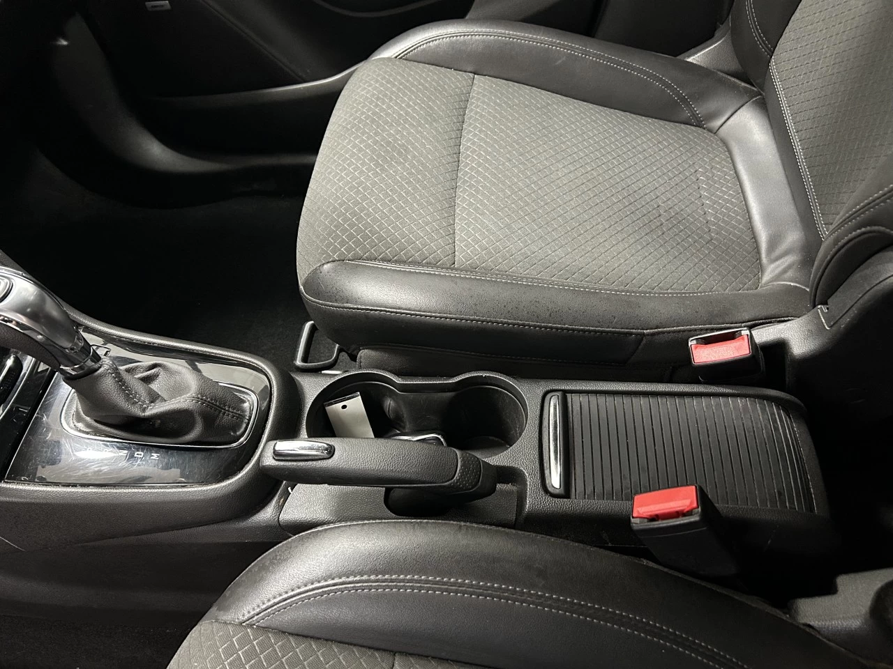 2018 Buick Encore Sport Touring Main Image