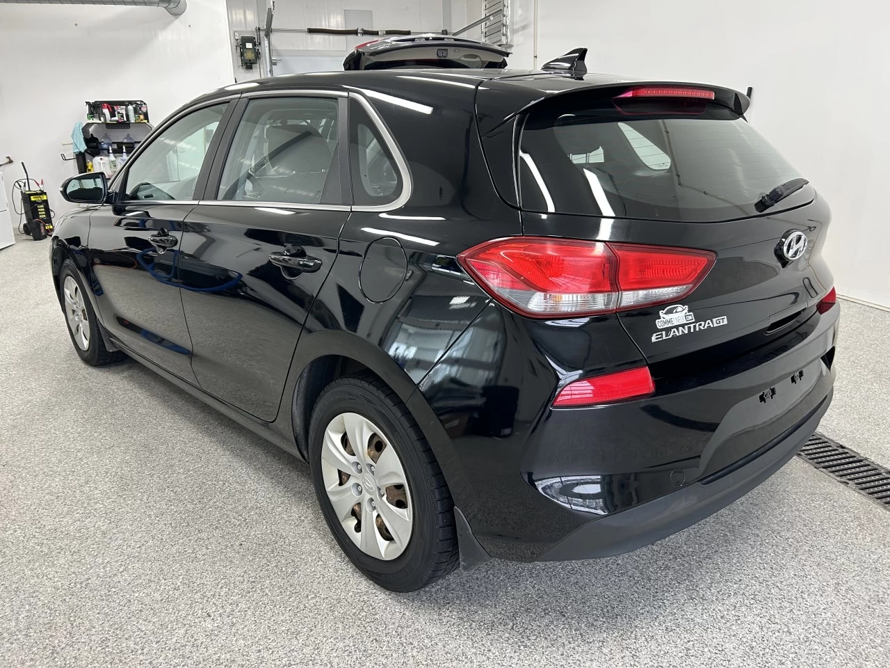 2018 Hyundai Elantra GT GL Image principale