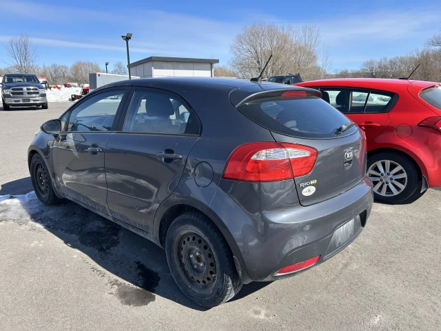 Kia Rio LX 2013