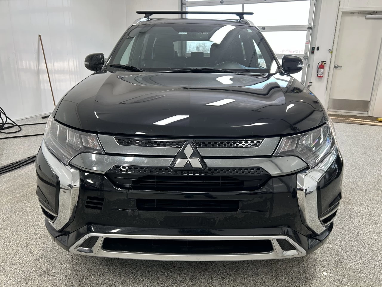 2020 Mitsubishi Outlander PHEV GT Main Image