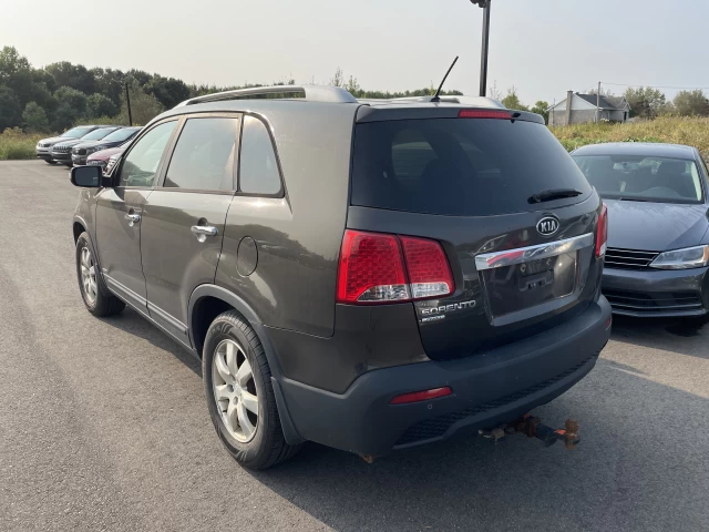 Kia Sorento LX 2012