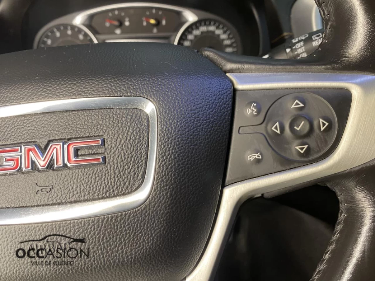2021 GMC Terrain AWD SLE Main Image
