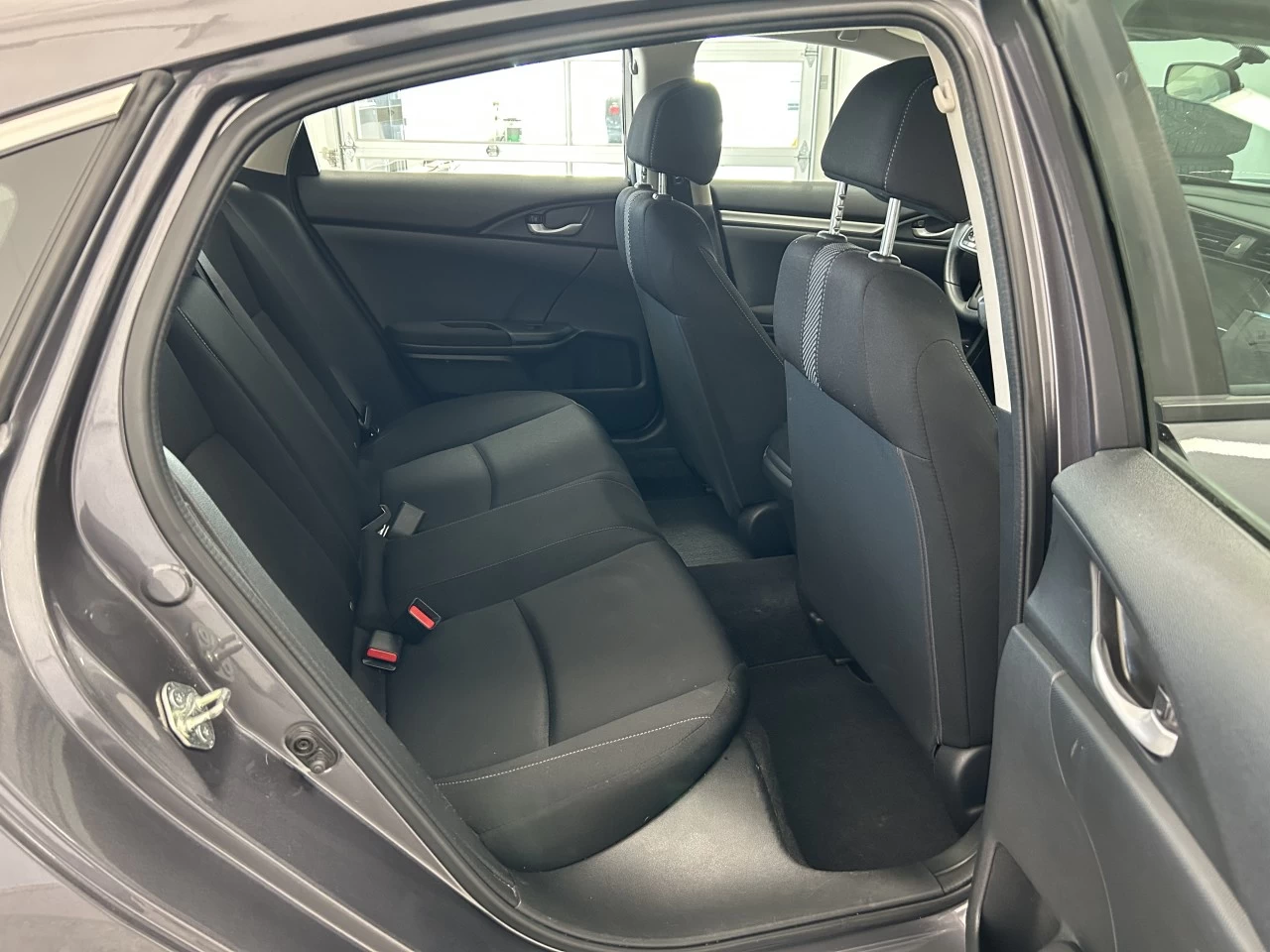 2017 Honda Civic Berline LX Image principale