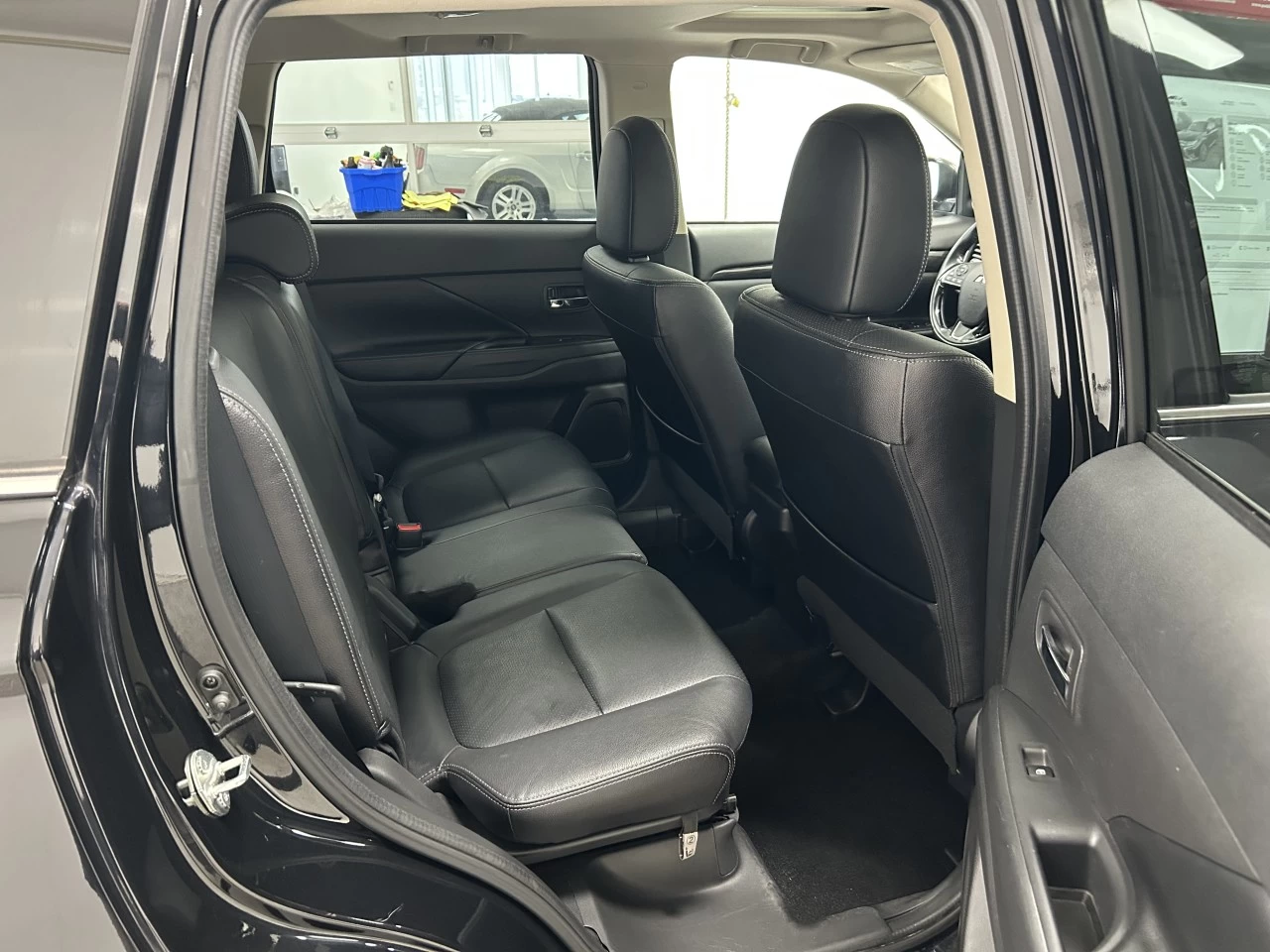 2017 Mitsubishi Outlander GT Main Image