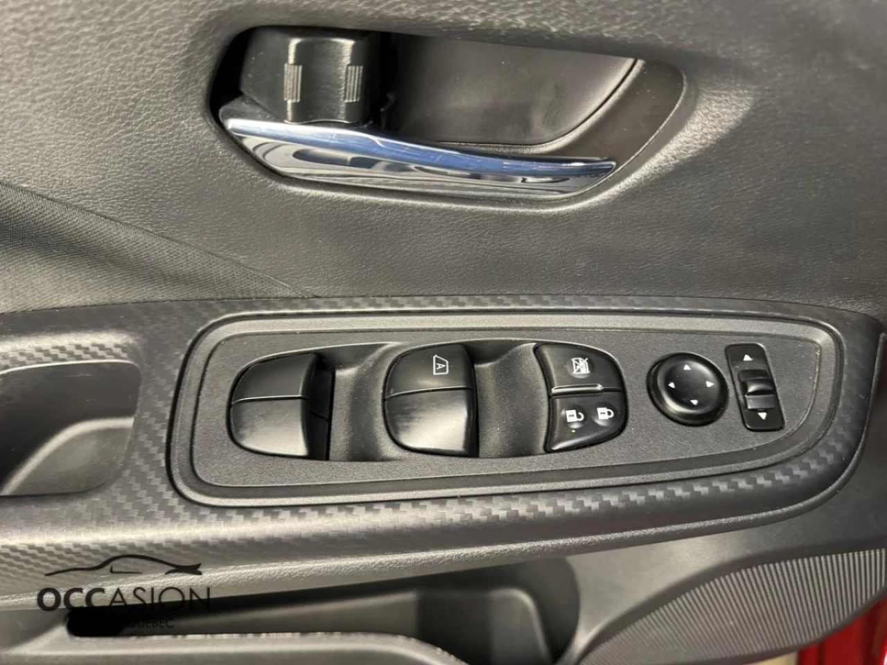 2021 Nissan Versa SV CVT Image principale