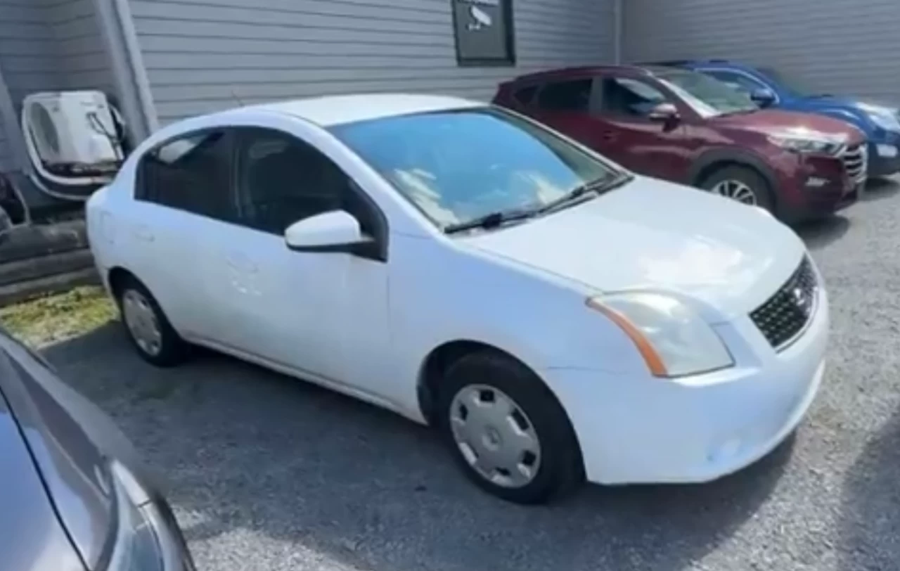2008 Nissan Sentra 4dr Sdn I4 CVT 2.0 S Image principale