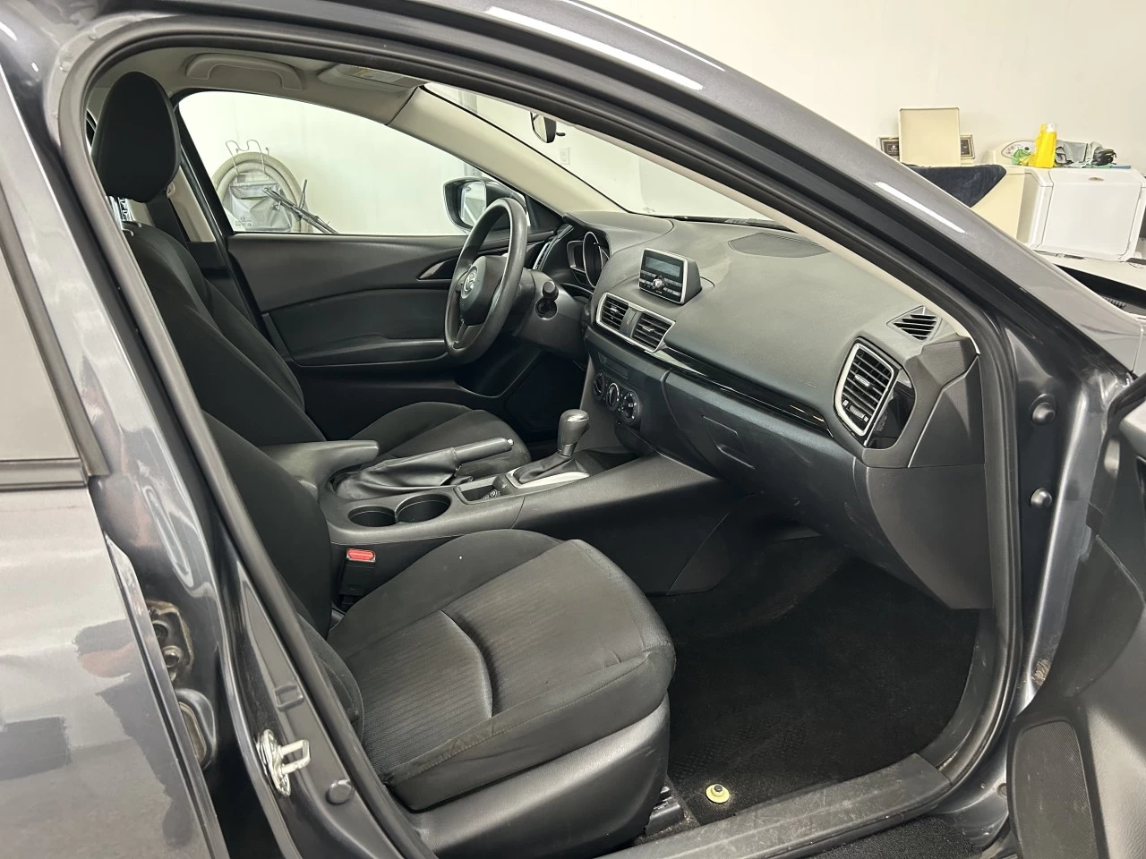 2015 Mazda Mazda3 GX Image principale