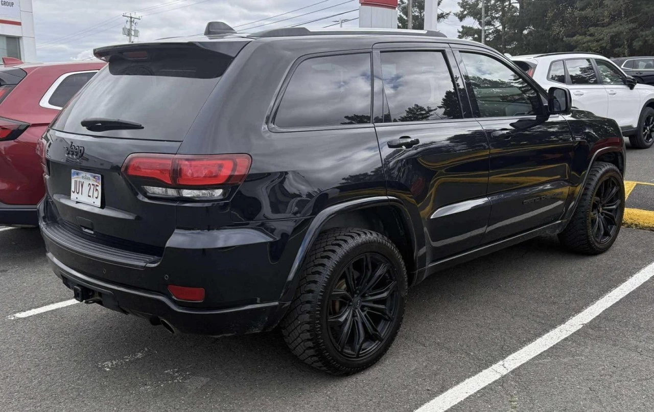 2020 Jeep Grand Cherokee Altitude 4x4 Main Image