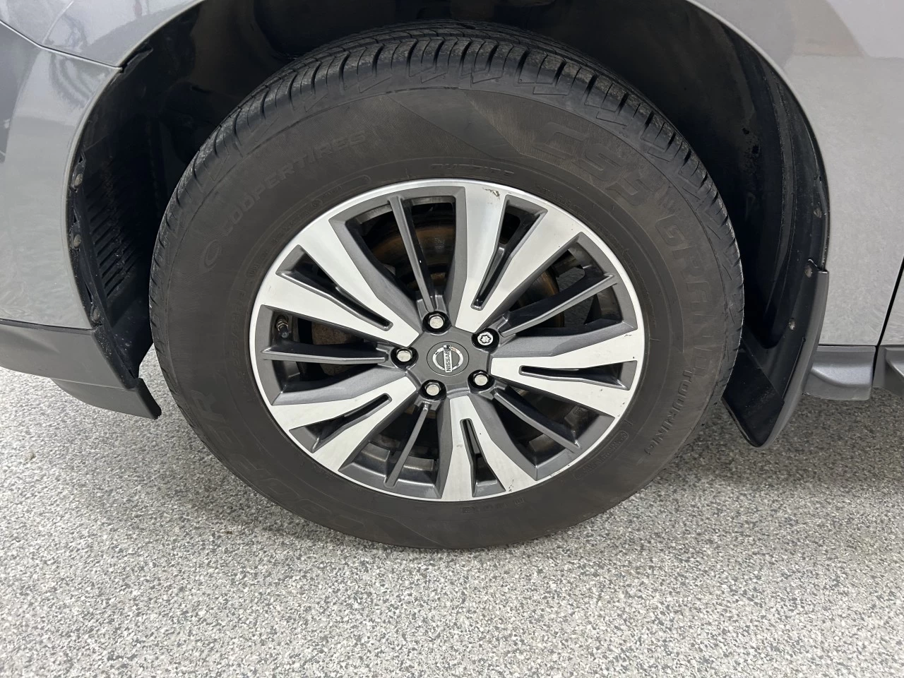 2017 Nissan Pathfinder S Image principale