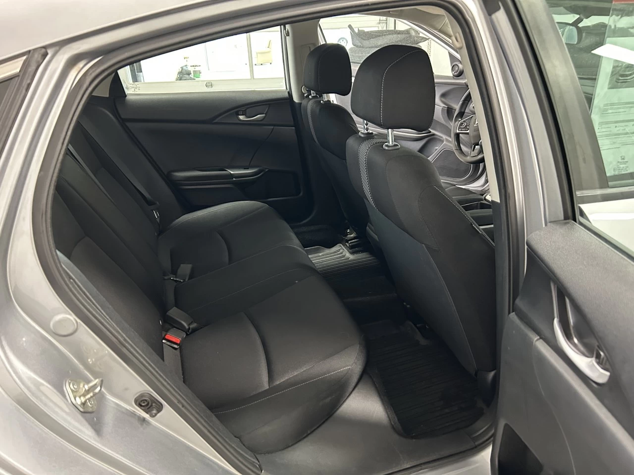 2019 Honda Civic Berline LX Image principale