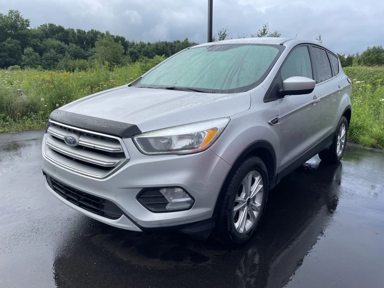 2017 Ford Escape SE Main Image