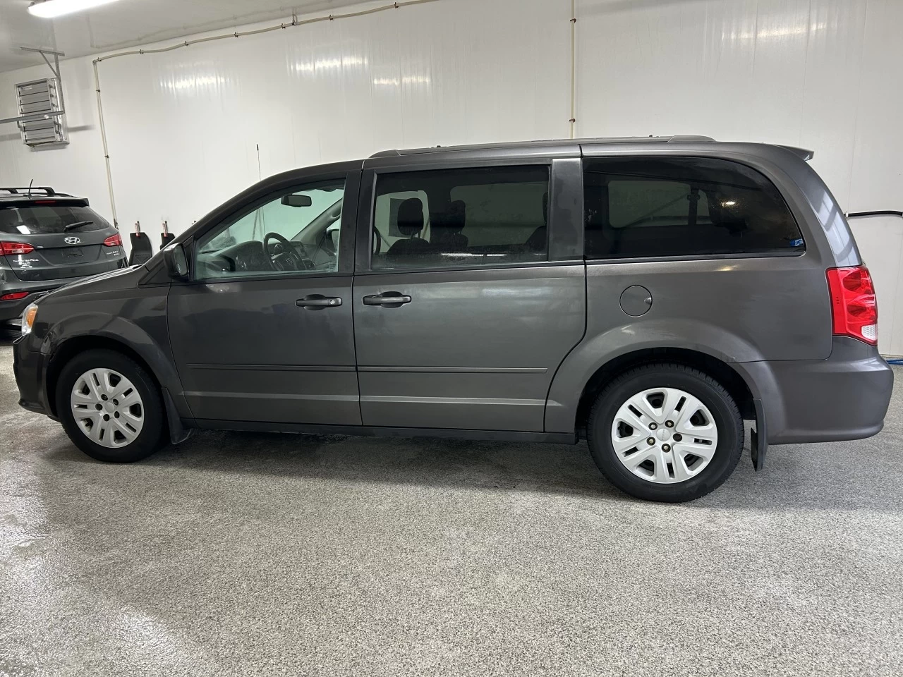 2015 Dodge Grand Caravan SXT Image principale