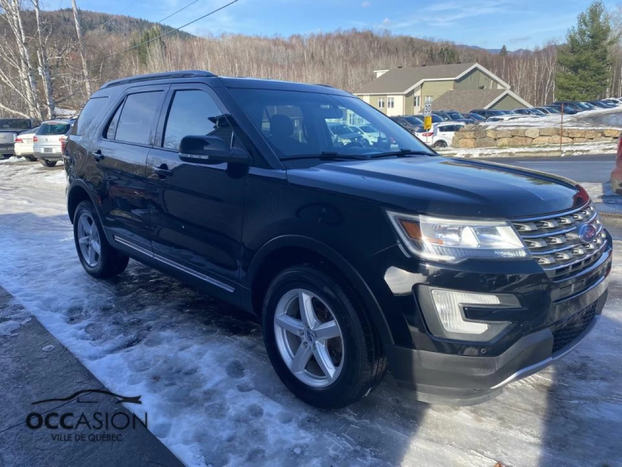 2016 Ford Explorer 4WD 4dr XLT Main Image