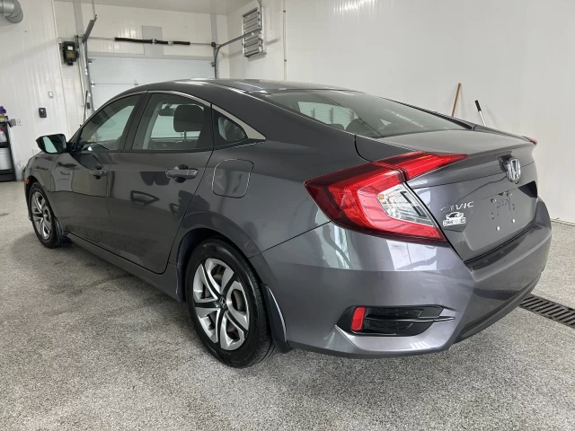 Honda Civic Berline LX 2016