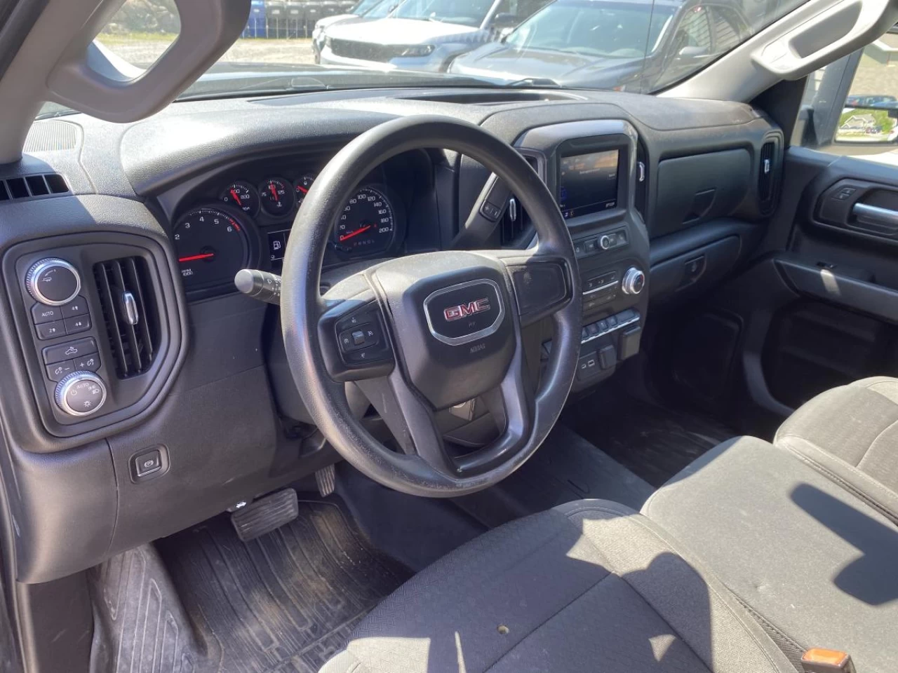 2021 GMC Sierra 1500 Crew Cab Short Box 4-Wheel Drive Image principale