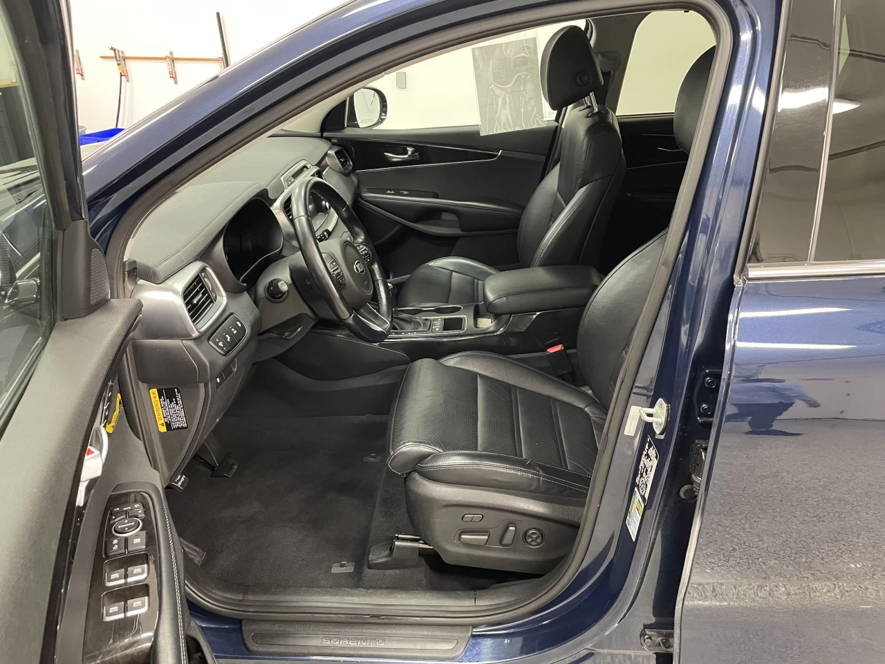 2017 Kia Sorento EX Turbo Main Image