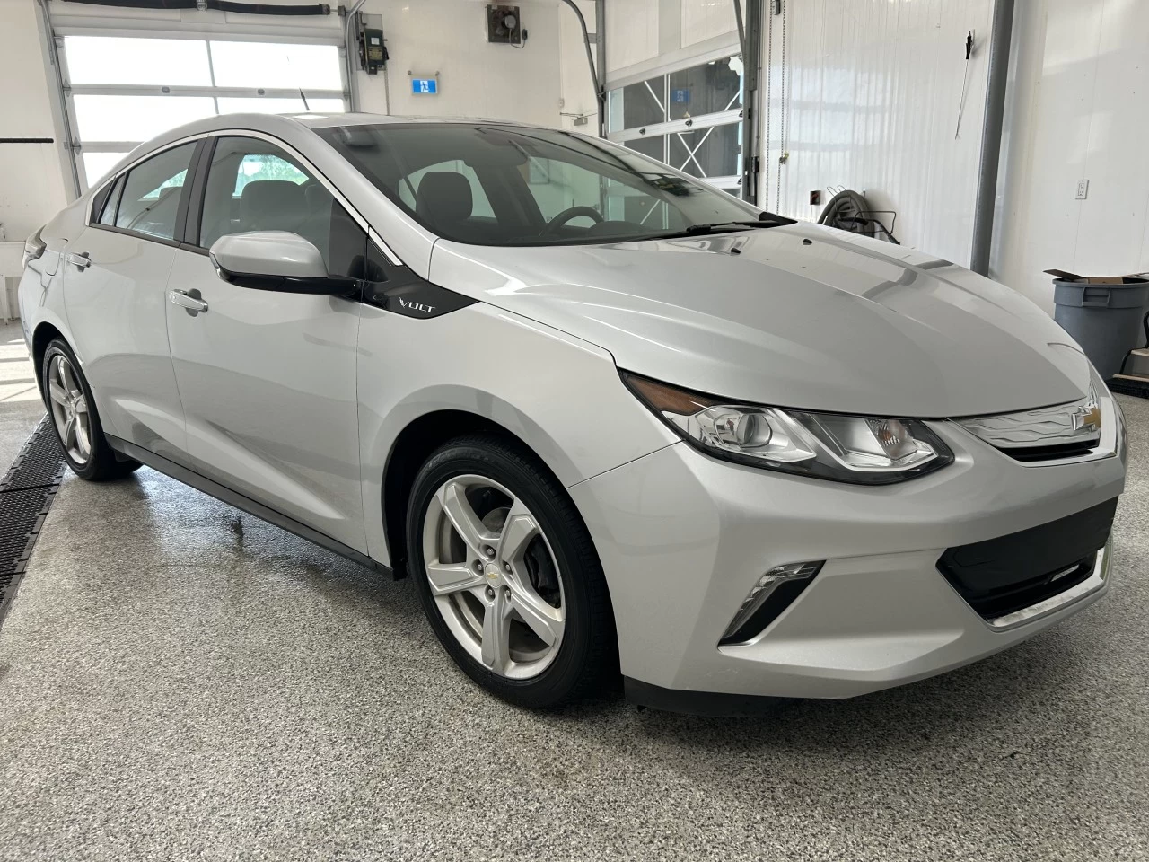 2017 Chevrolet Volt LT Main Image