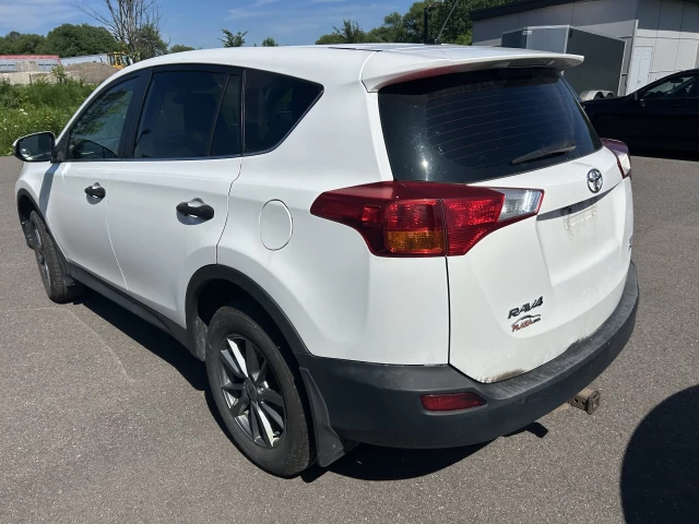Toyota RAV4 LE 2013