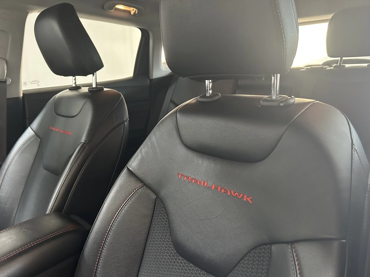 2022 Jeep Compass Trailhawk Image principale