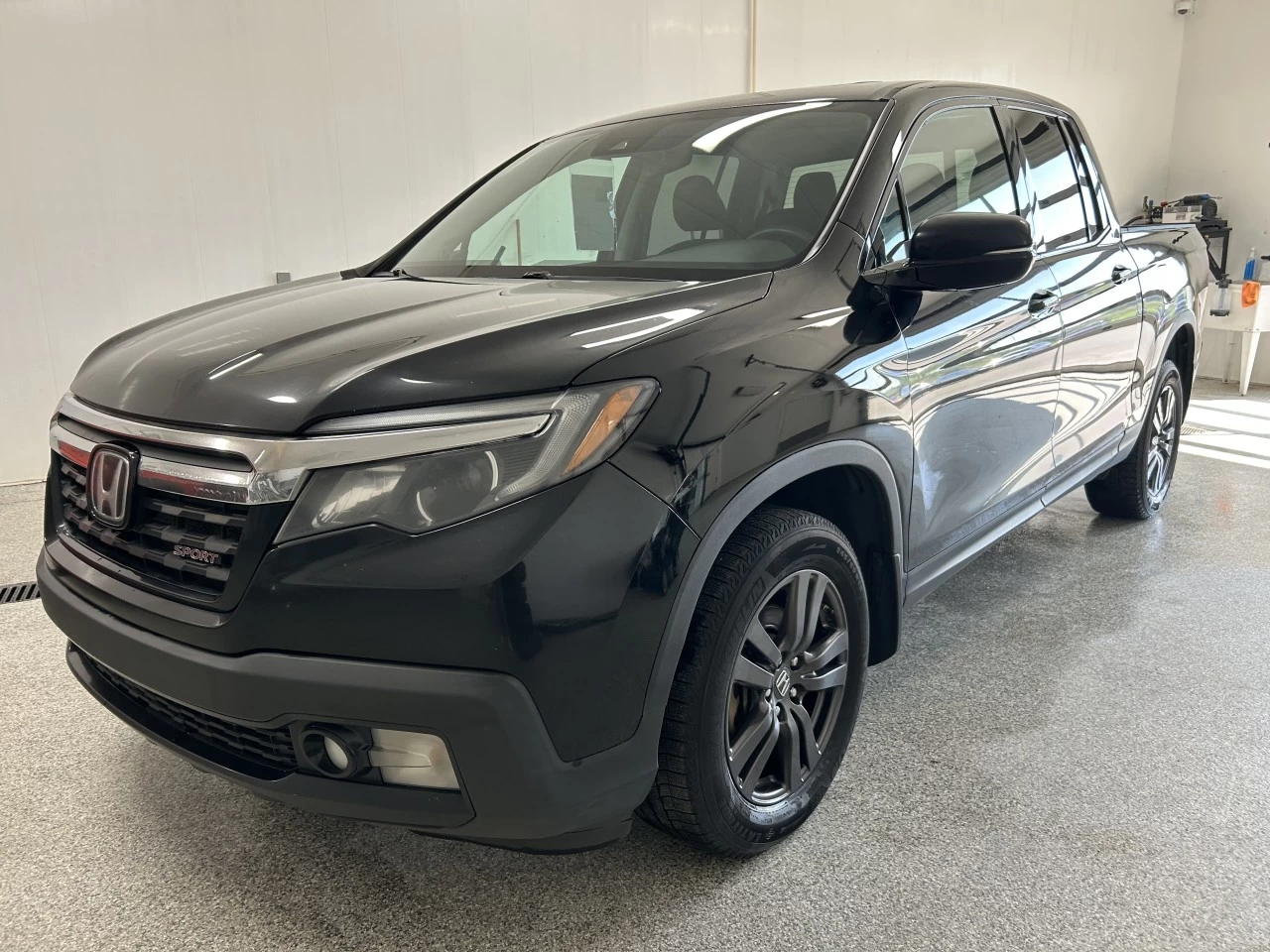 2019 Honda Ridgeline Sport Main Image