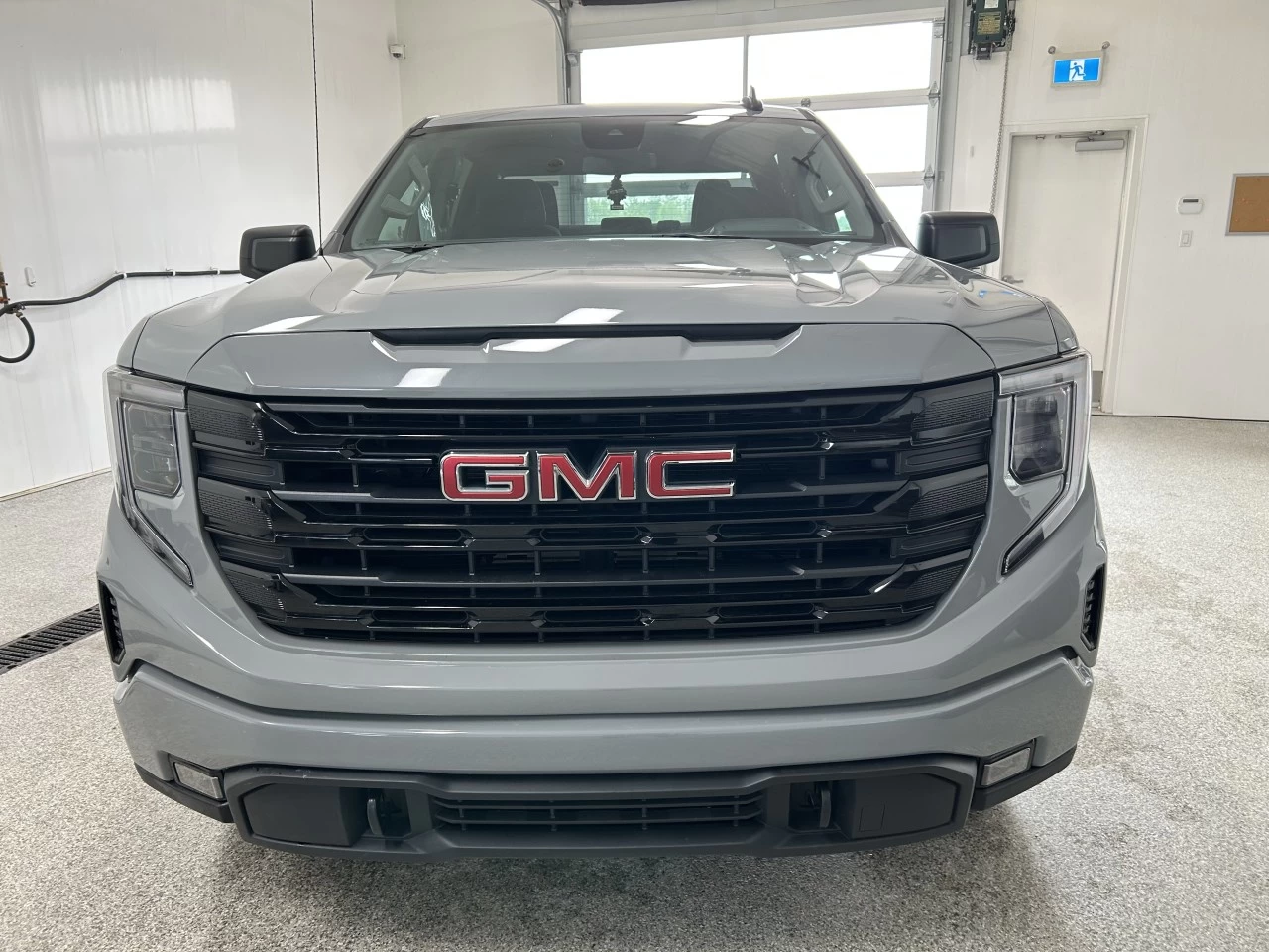 2024 GMC Sierra 1500 Elevation Image principale