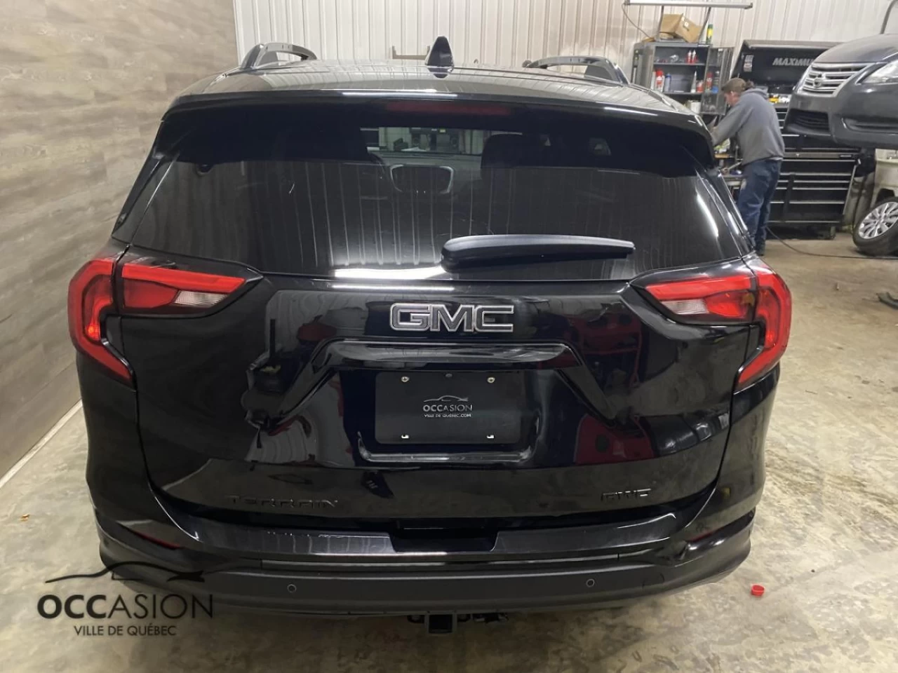 2021 GMC Terrain AWD SLE Main Image