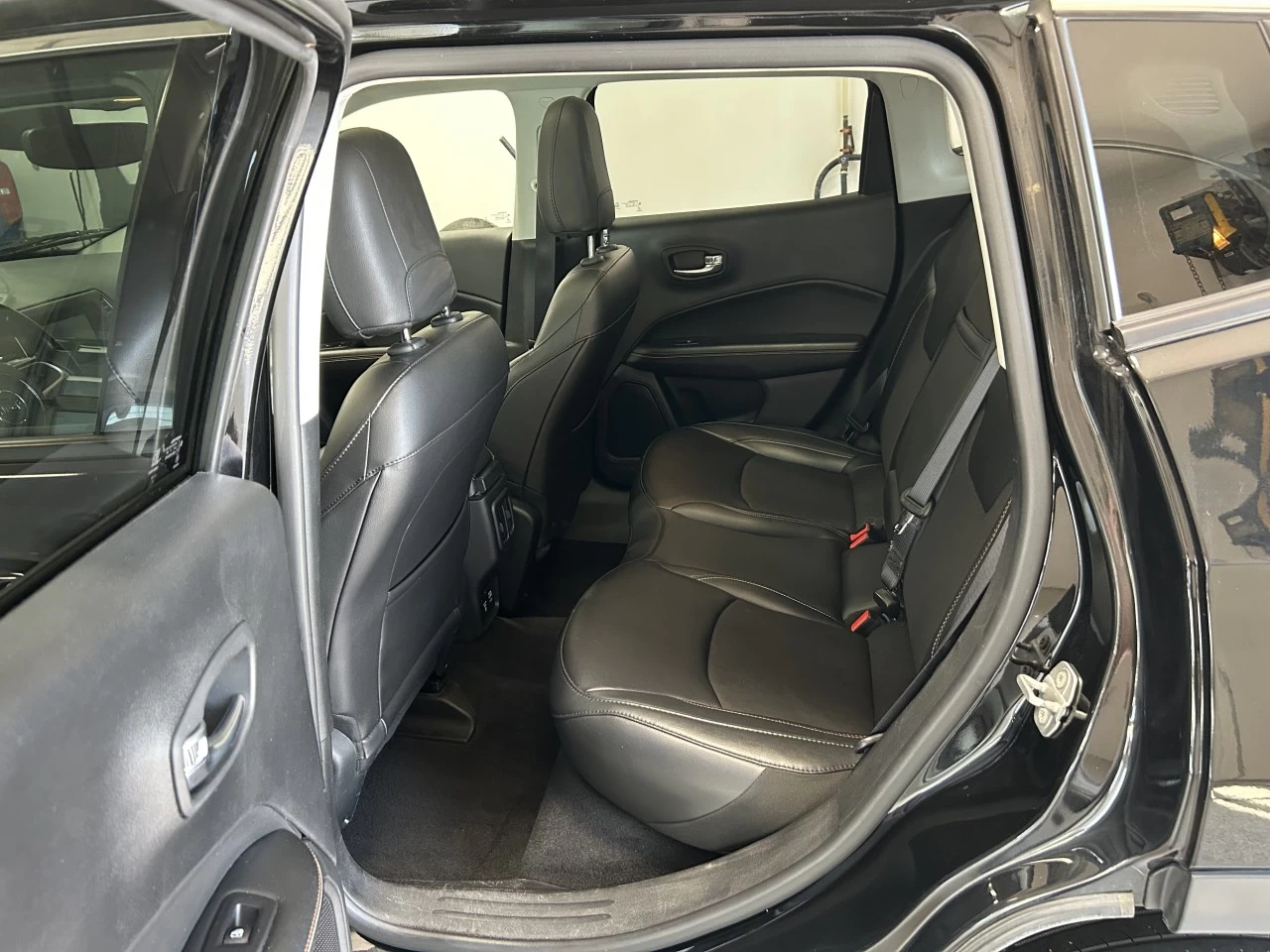 2019 Jeep Compass North Main Image