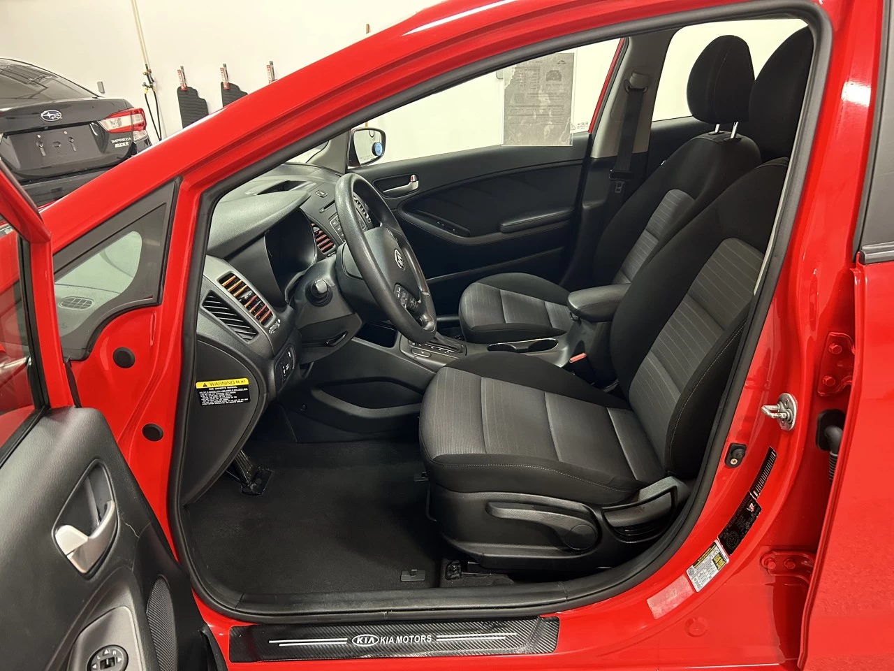 2016 Kia 5 portes Forte LX+ Main Image