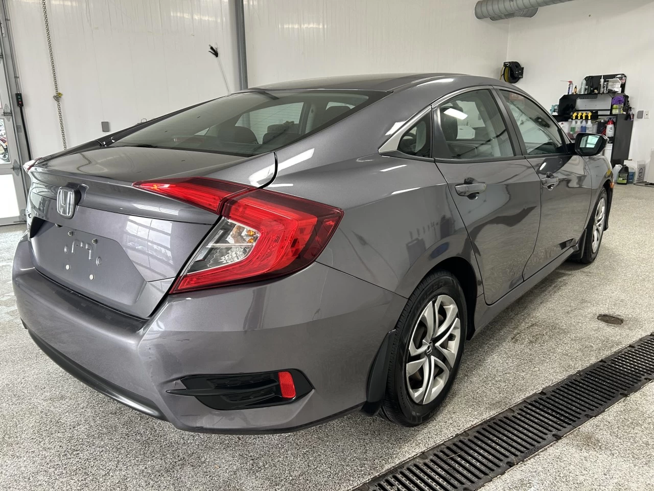 2016 Honda Civic Berline LX Image principale
