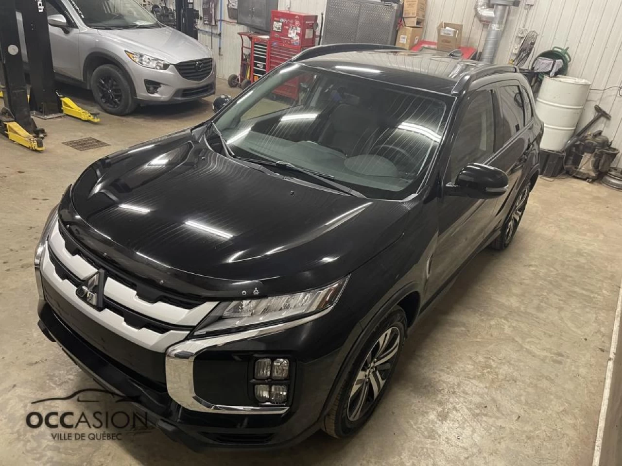 2020 Mitsubishi RVR SE AWC LTD Main Image