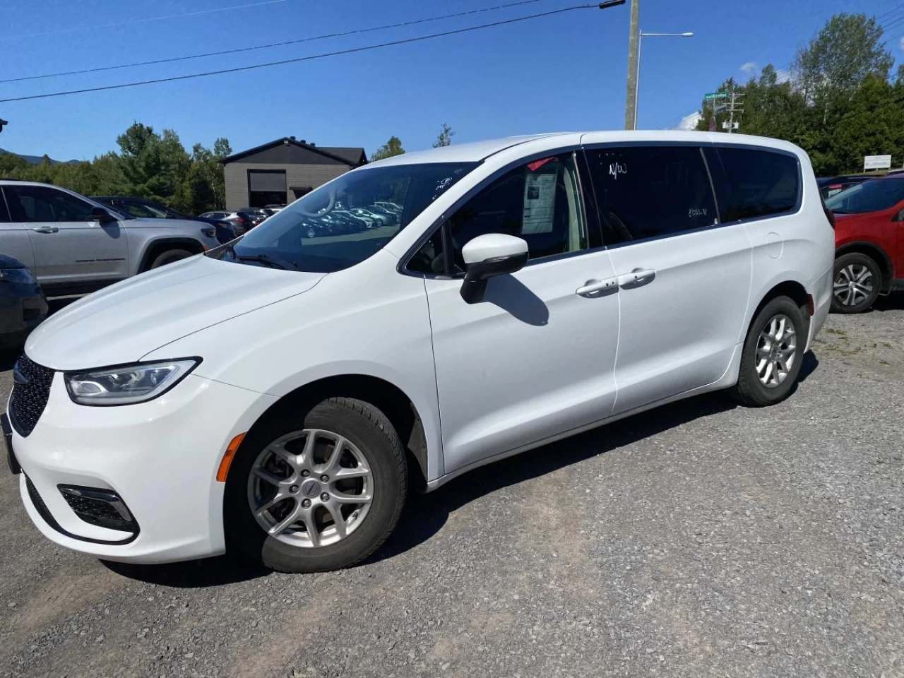 2023 Chrysler Pacifica Touring L FWD Image principale