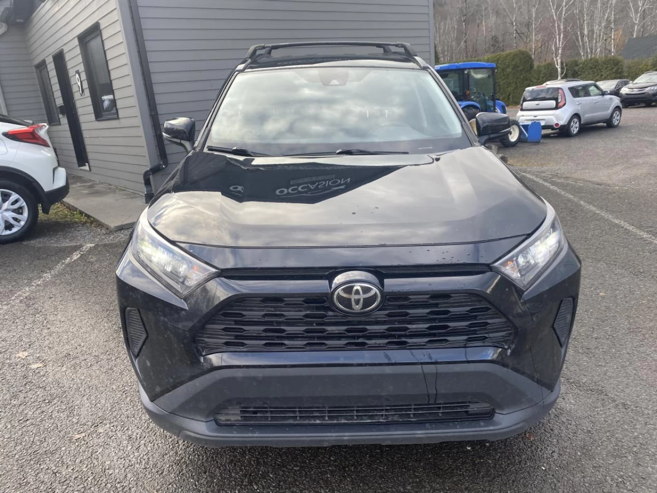 2019 Toyota RAV4 AWD LE Main Image