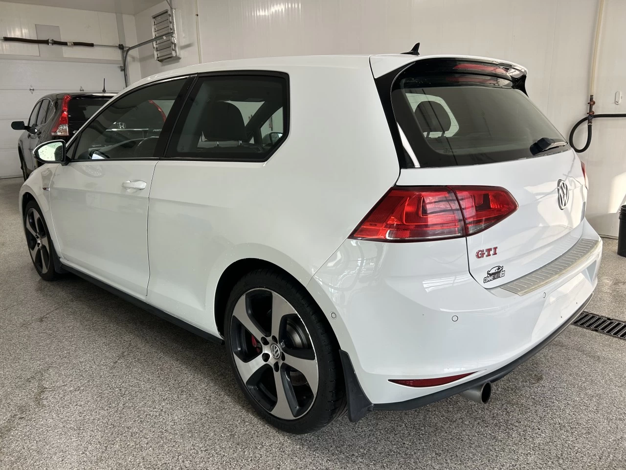 2016 Volkswagen Golf GTI Performance Main Image
