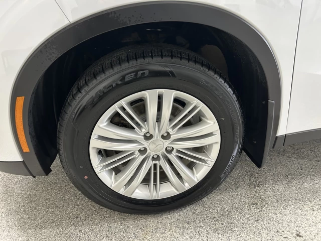 Mitsubishi Outlander ES 2023
