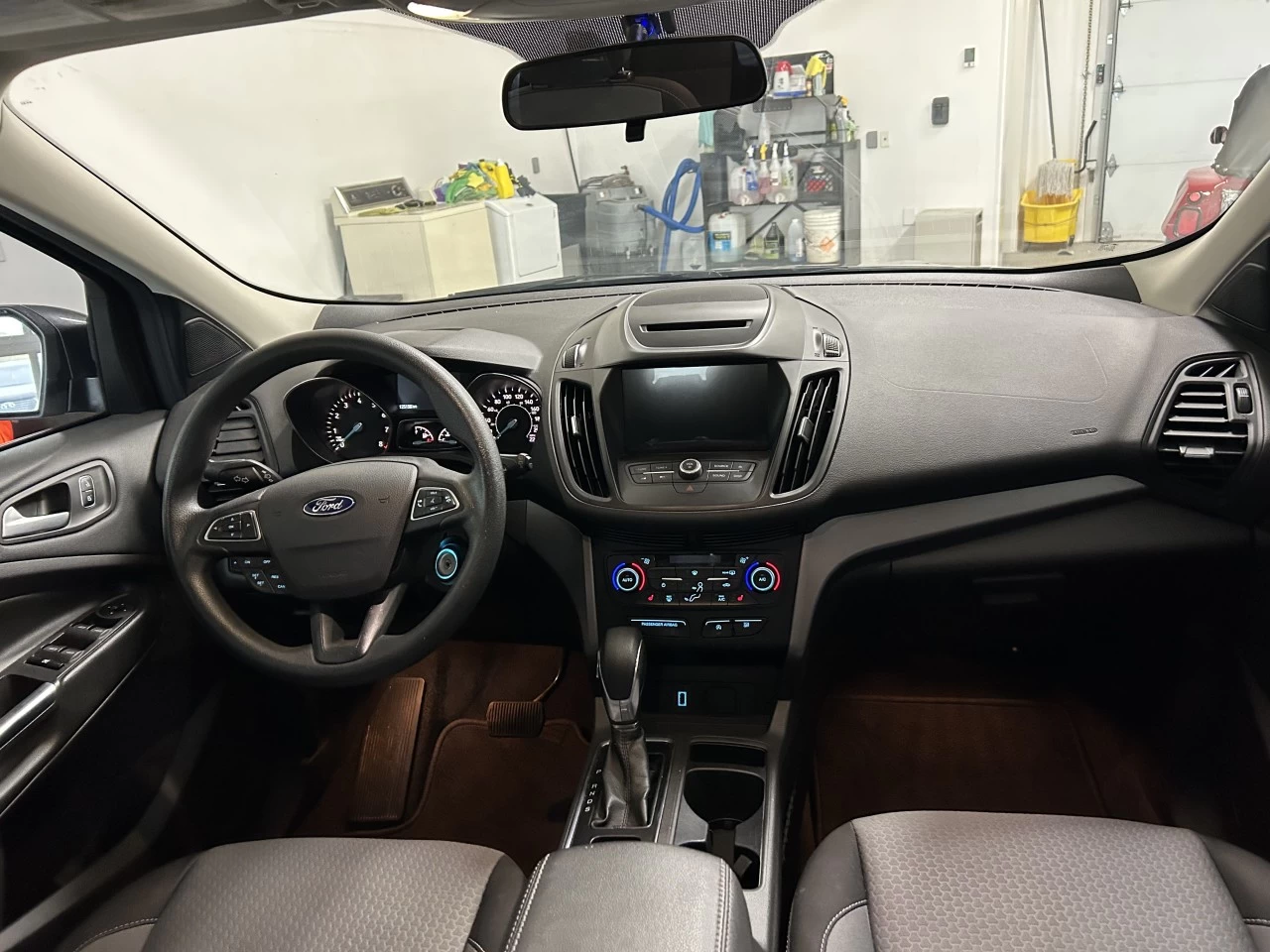 2018 Ford Escape SE Image principale