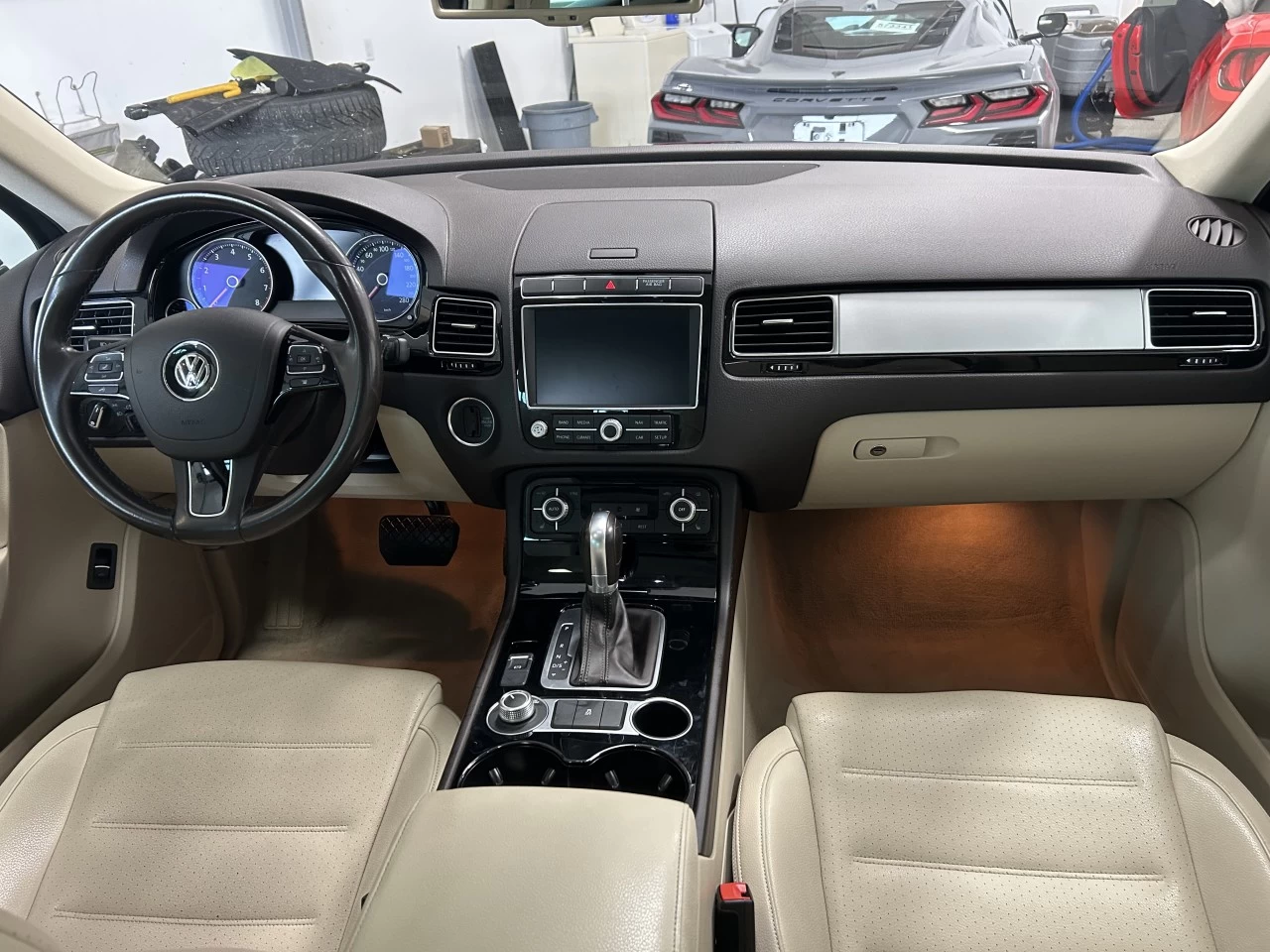 2016 Volkswagen Touareg Highline Image principale