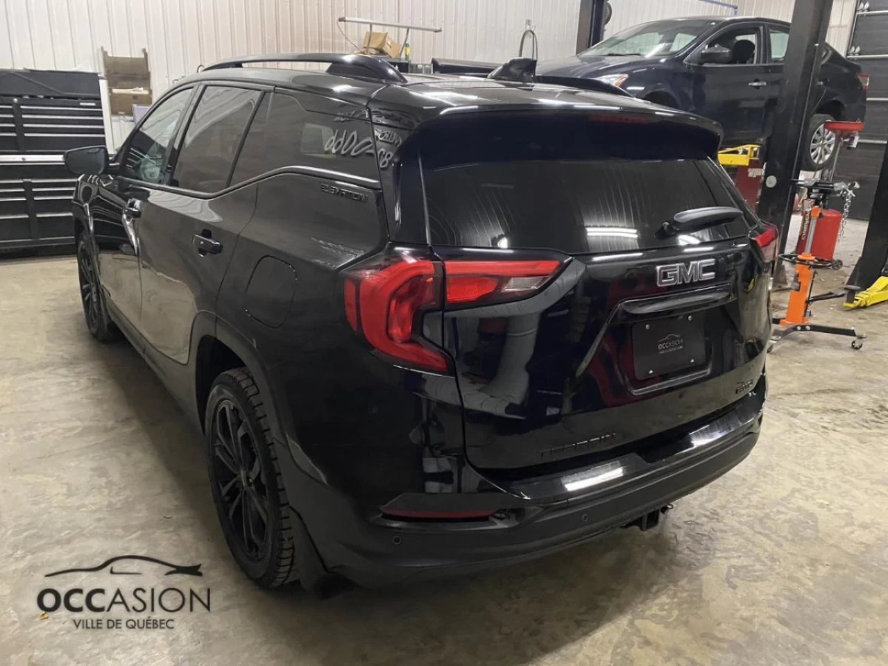 2021 GMC Terrain AWD SLE Main Image