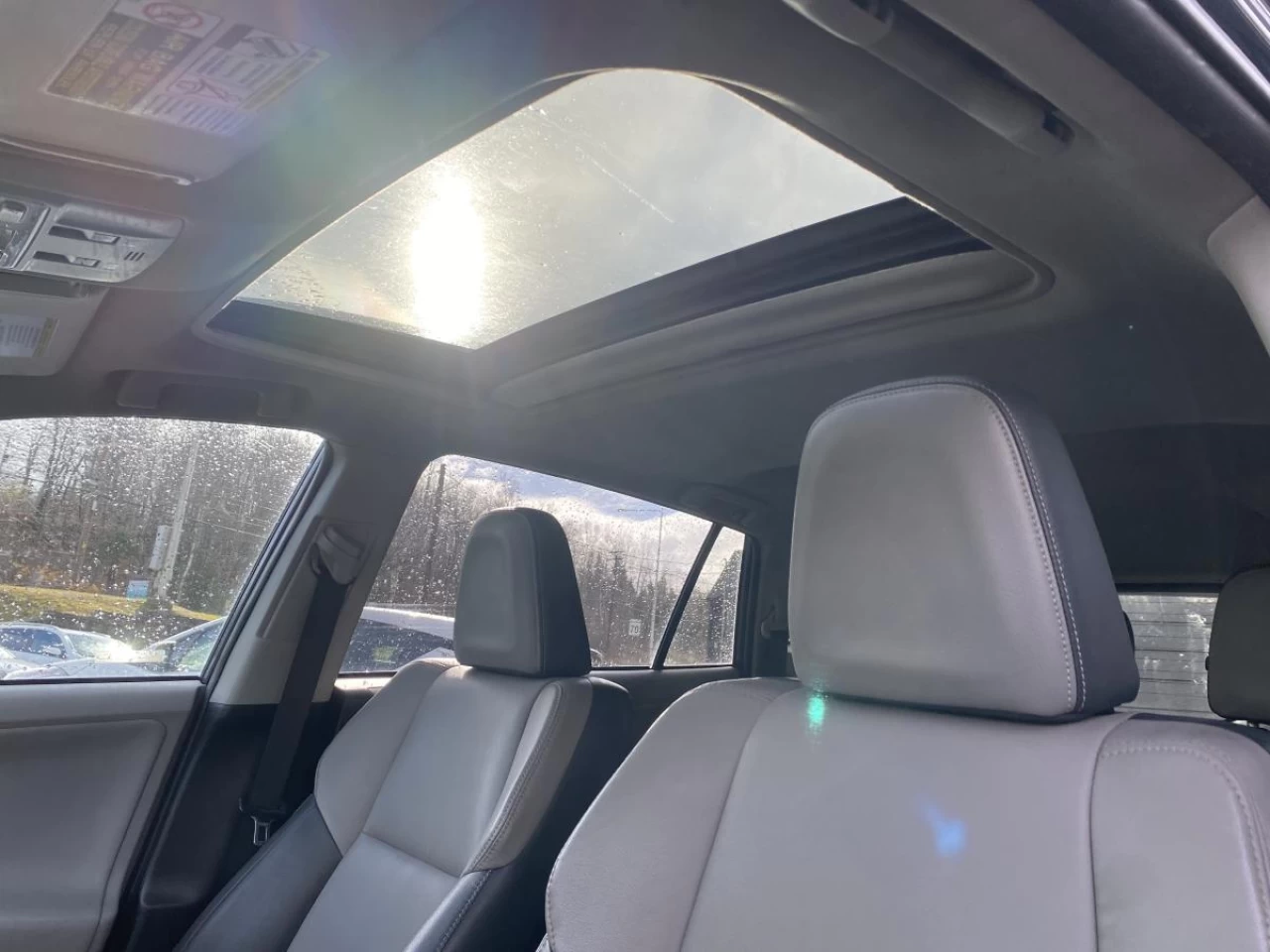 2013 Toyota RAV4 AWD 4dr Limited Main Image