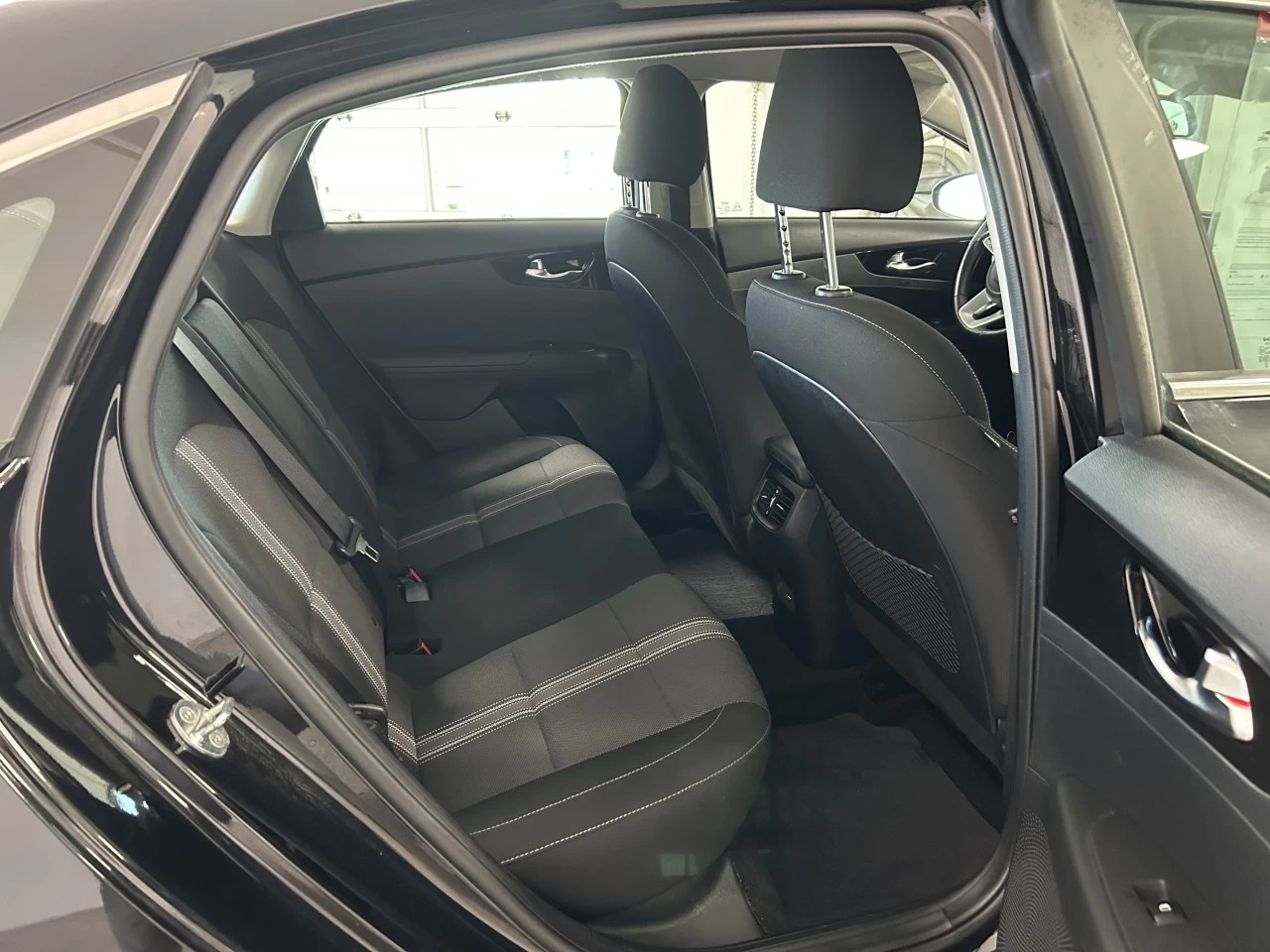 2022 Kia Forte EX Image principale