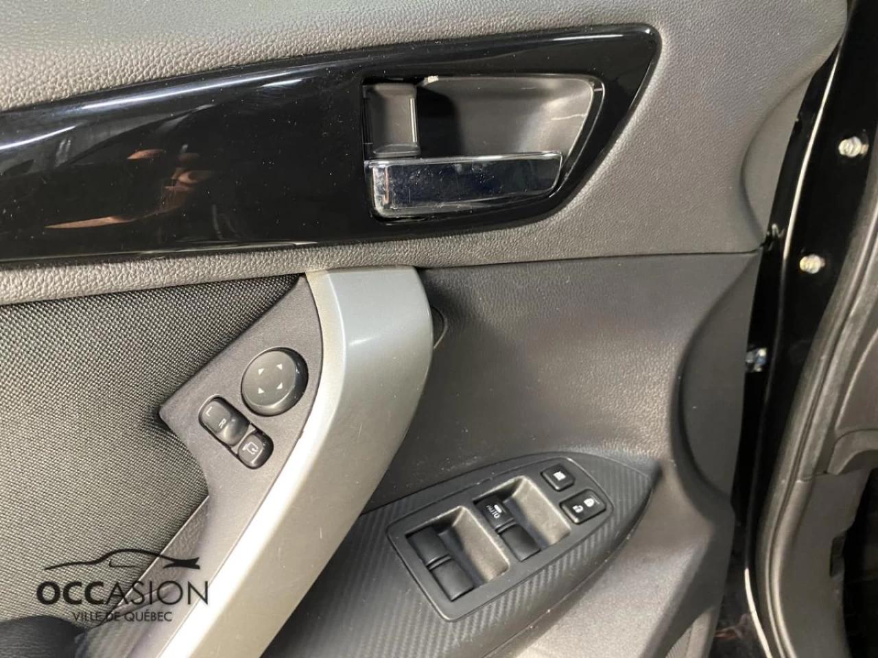 2019 Mitsubishi Eclipse Cross SE S-AWC Black Edition Image principale