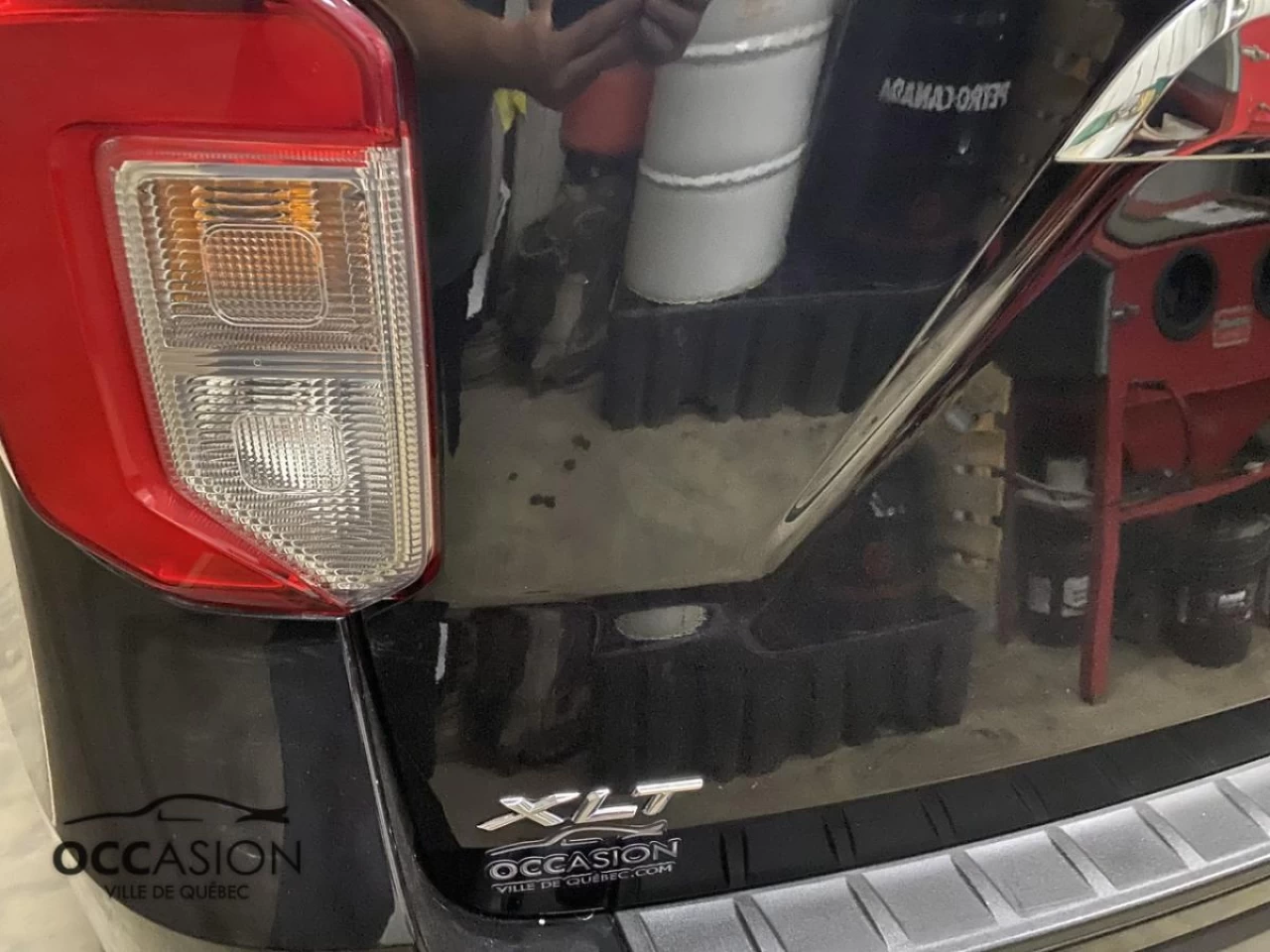 2023 Ford Explorer XLT 4WD Image principale